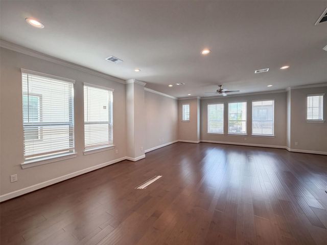 10707 Centre Forest Drive, Houston, TX 77043