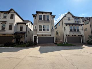 10707 Centre Forest Drive, Houston, TX 77043