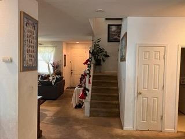 8865 Skipjack Way, Sacramento, CA 95828