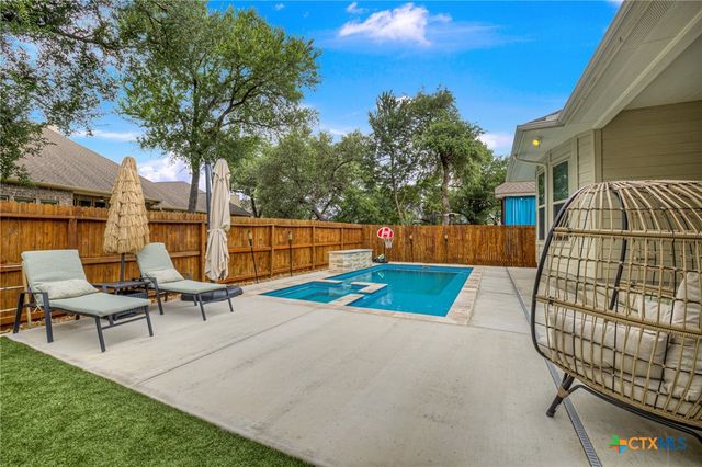 1399 Village Inn, New Braunfels, TX 78132