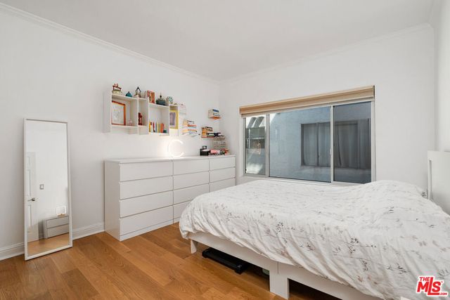 221 S Gale Drive 305, Beverly Hills, CA 90211