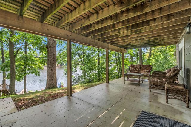 10911 Woodbrook Drive, Cement City, MI 49233