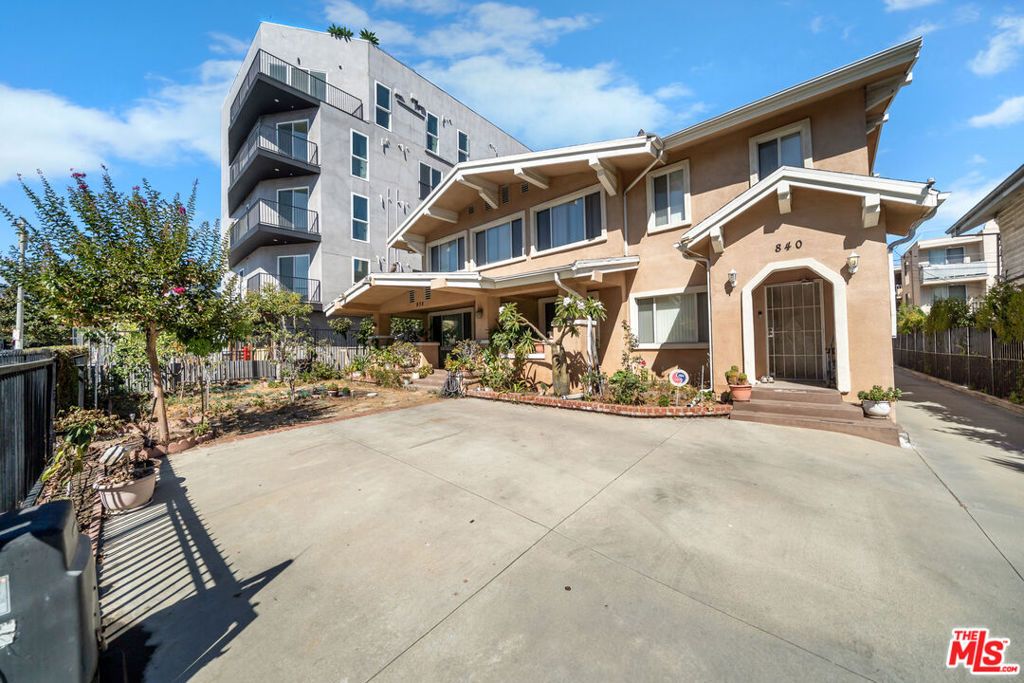 838 S St Andrews Place, Los Angeles, CA 90005 — exterior