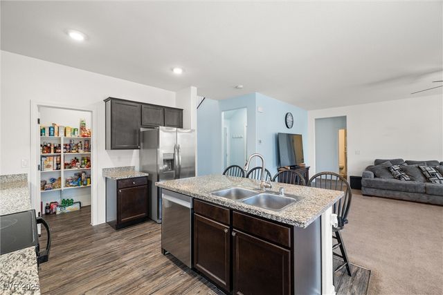 3821 East Summit Avenue, Pahrump, NV 89061