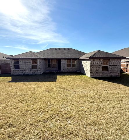 4709 Avion Drive, Sanger, TX 76266