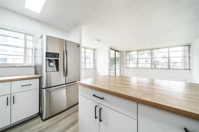 2781 Taft Street 204, Hollywood, FL 33020