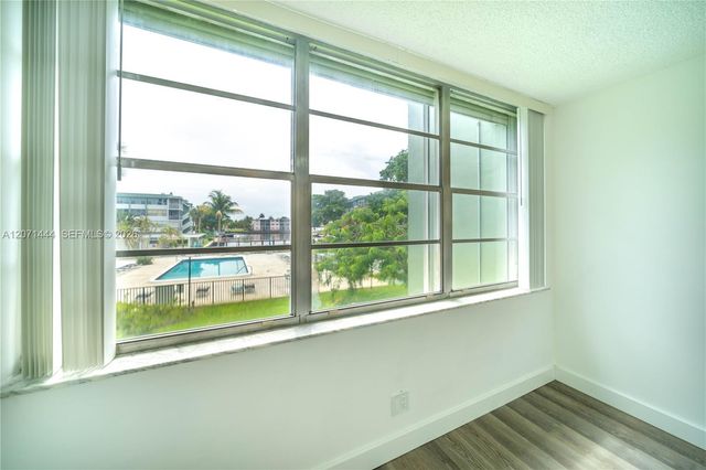 2781 Taft Street 204, Hollywood, FL 33020