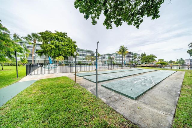 2781 Taft Street 204, Hollywood, FL 33020