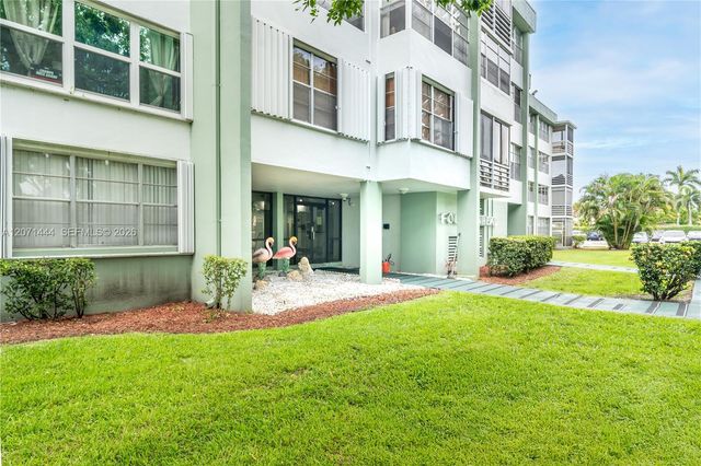 2781 Taft Street 204, Hollywood, FL 33020