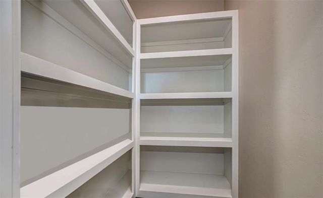 8384 Rip Way, El Reno, OK 73036