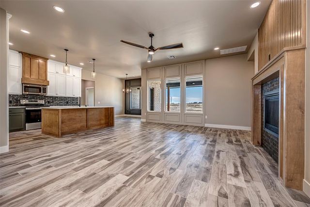 8384 Rip Way, El Reno, OK 73036