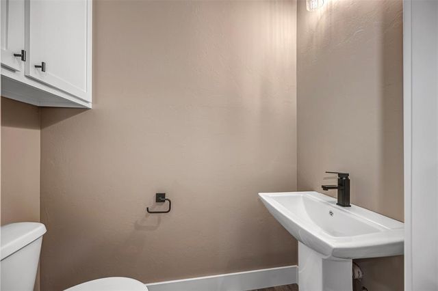 8384 Rip Way, El Reno, OK 73036