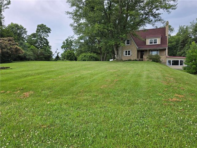 368 Pittsburgh Road, Penn Twp, PA 16002