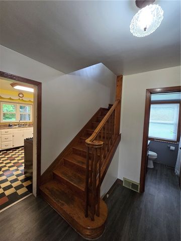 368 Pittsburgh Road, Penn Twp, PA 16002