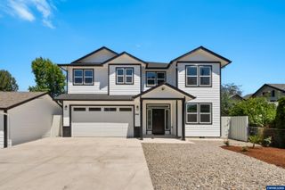 2481 Sunnyview (& 2020 Park Av) Rd NE, Salem, OR 97301