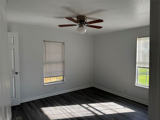 1427 Diceman Avenue, Dallas, TX 75203
