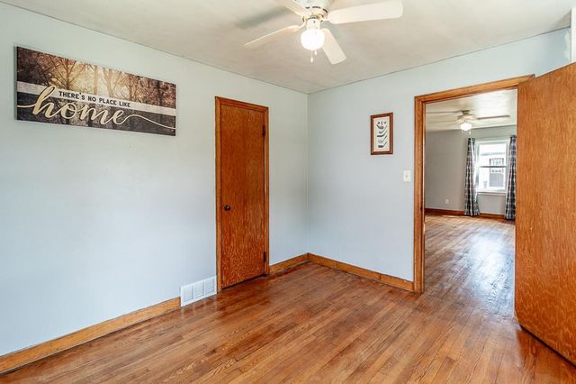 1118 DEPOT STREET, Manawa, WI 54949