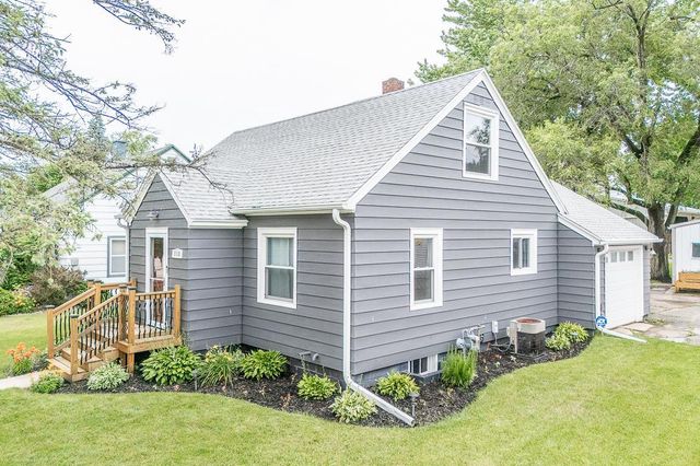 1118 DEPOT STREET, Manawa, WI 54949