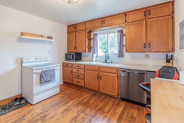 1118 DEPOT STREET, Manawa, WI 54949