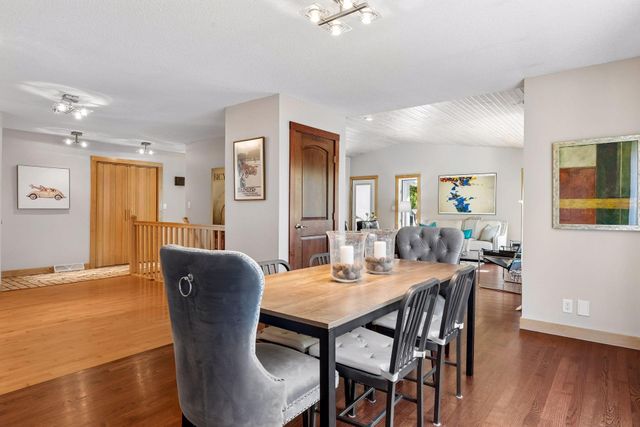 20 Balsam Lane N, Plymouth, MN 55441
