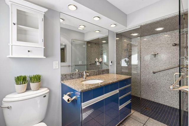 20 Balsam Lane N, Plymouth, MN 55441