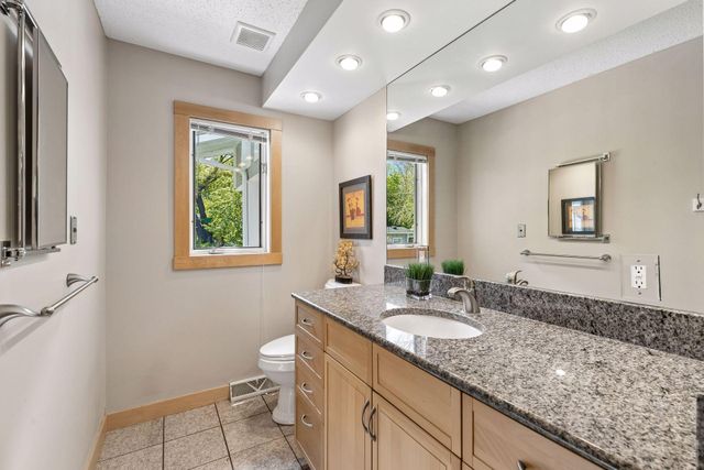 20 Balsam Lane N, Plymouth, MN 55441