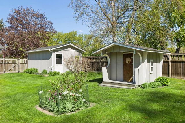 20 Balsam Lane N, Plymouth, MN 55441