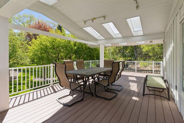 20 Balsam Lane N, Plymouth, MN 55441