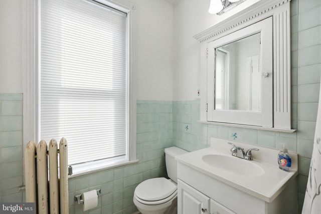 1423 LOCUST ST, Norristown, PA 19401