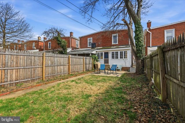 1423 LOCUST ST, Norristown, PA 19401