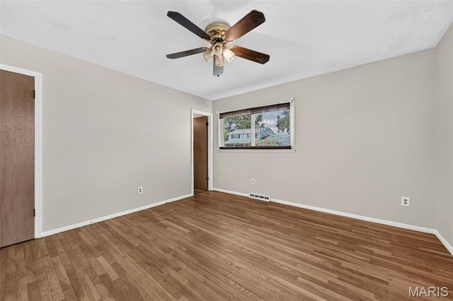 3020 Park Avenue, St Charles, MO 63301