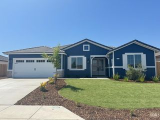 11011 Alcazar Avenue, Bakersfield, CA 93311