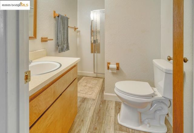 12811 Cresthaven Drive, Groveland, CA 95321