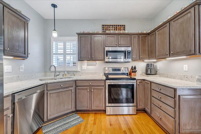 2525 Fountain LN, Vinton, VA 24179