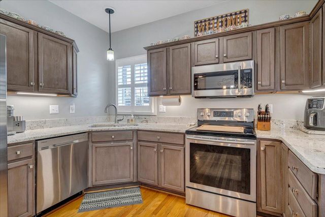 2525 Fountain LN, Vinton, VA 24179