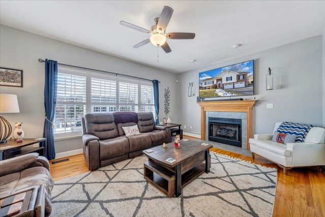 2525 Fountain LN, Vinton, VA 24179