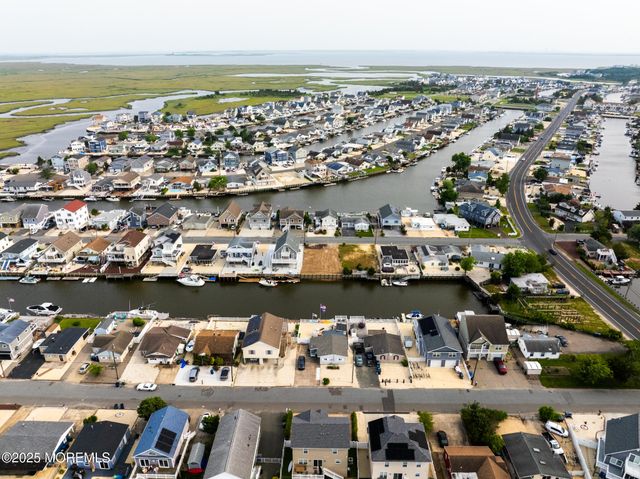 109 E Sail Drive, Little Egg Harbor, NJ 08087