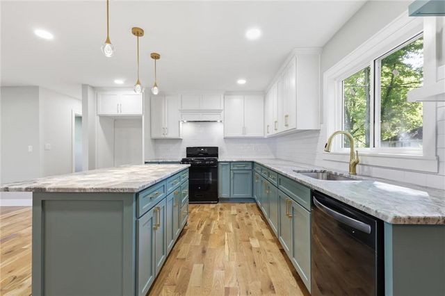 10408 Beverly Drive, Overland Park, KS 66207