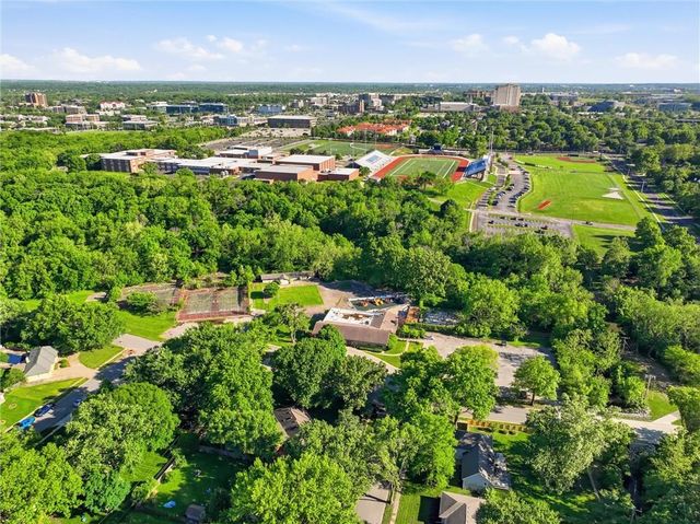 10408 Beverly Drive, Overland Park, KS 66207