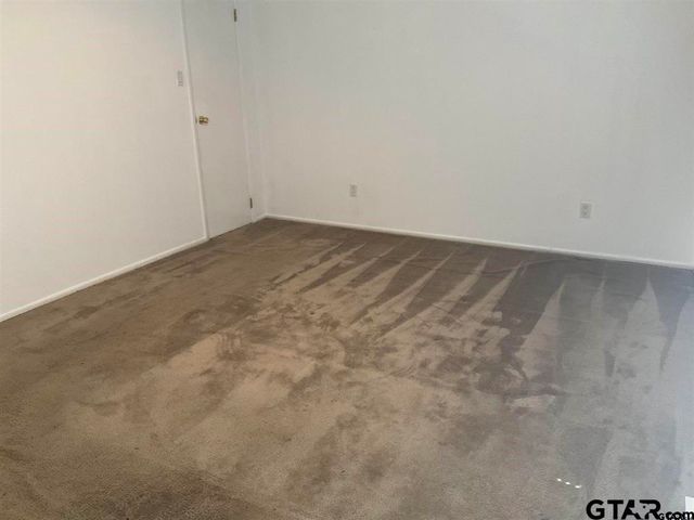 5101 FOXGLOVE CIRCLE, Tyler, TX 75703