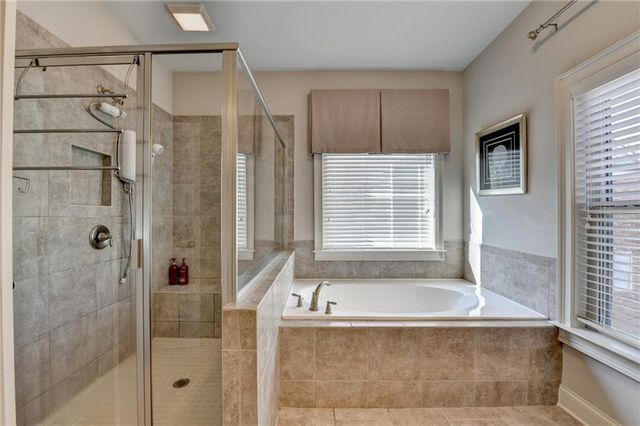 5930 Caveat CT, Suwanee, GA 30024