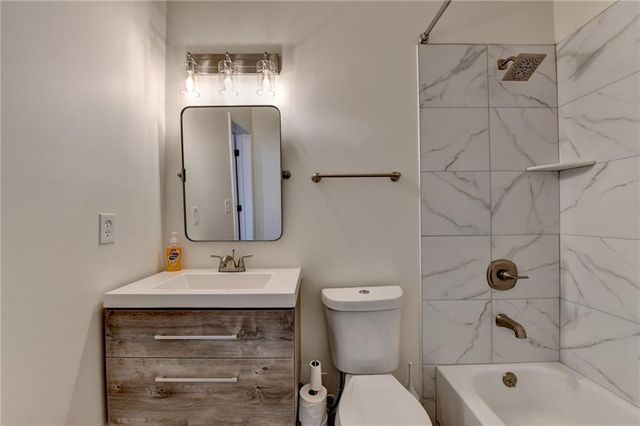 5930 Caveat CT, Suwanee, GA 30024