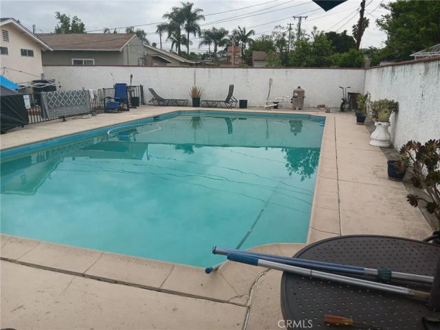 16240 Klamath, La Puente, CA 91744