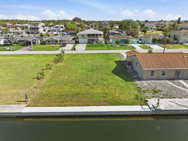 7429 HATTERAS DRIVE, Hudson, FL 34667