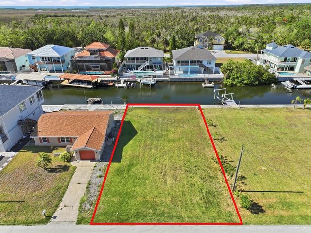 7429 HATTERAS DRIVE, Hudson, FL 34667