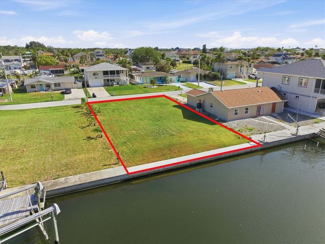 7429 HATTERAS DRIVE, Hudson, FL 34667