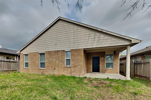 9435 Edgeloch Drive, Spring, TX 77379