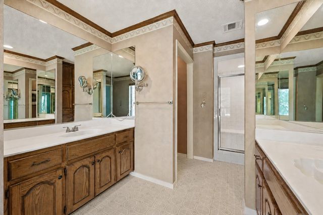 1501 Woods LOOP, Driftwood, TX 78619