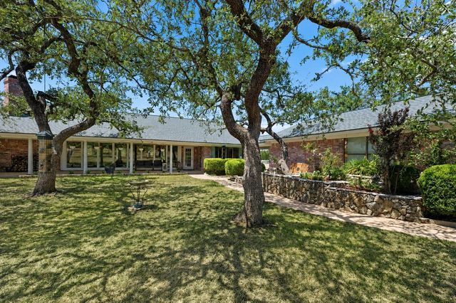 1501 Woods LOOP, Driftwood, TX 78619