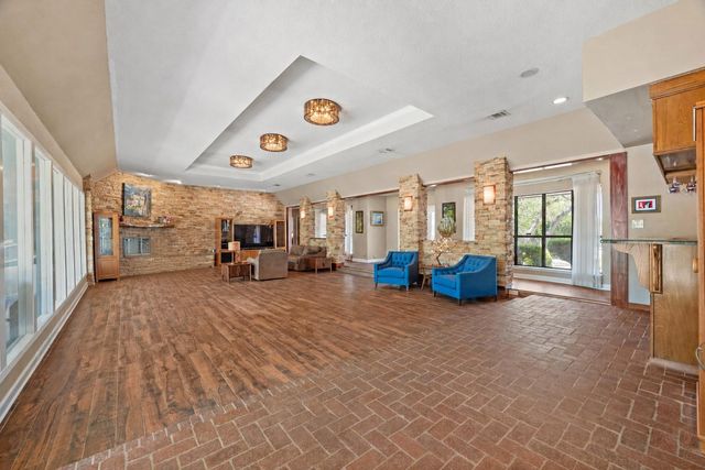 1501 Woods LOOP, Driftwood, TX 78619